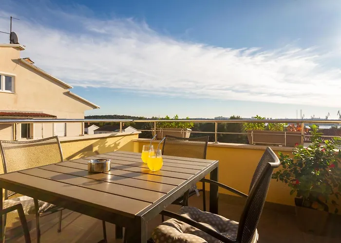 Mirjan Apartamento Pula